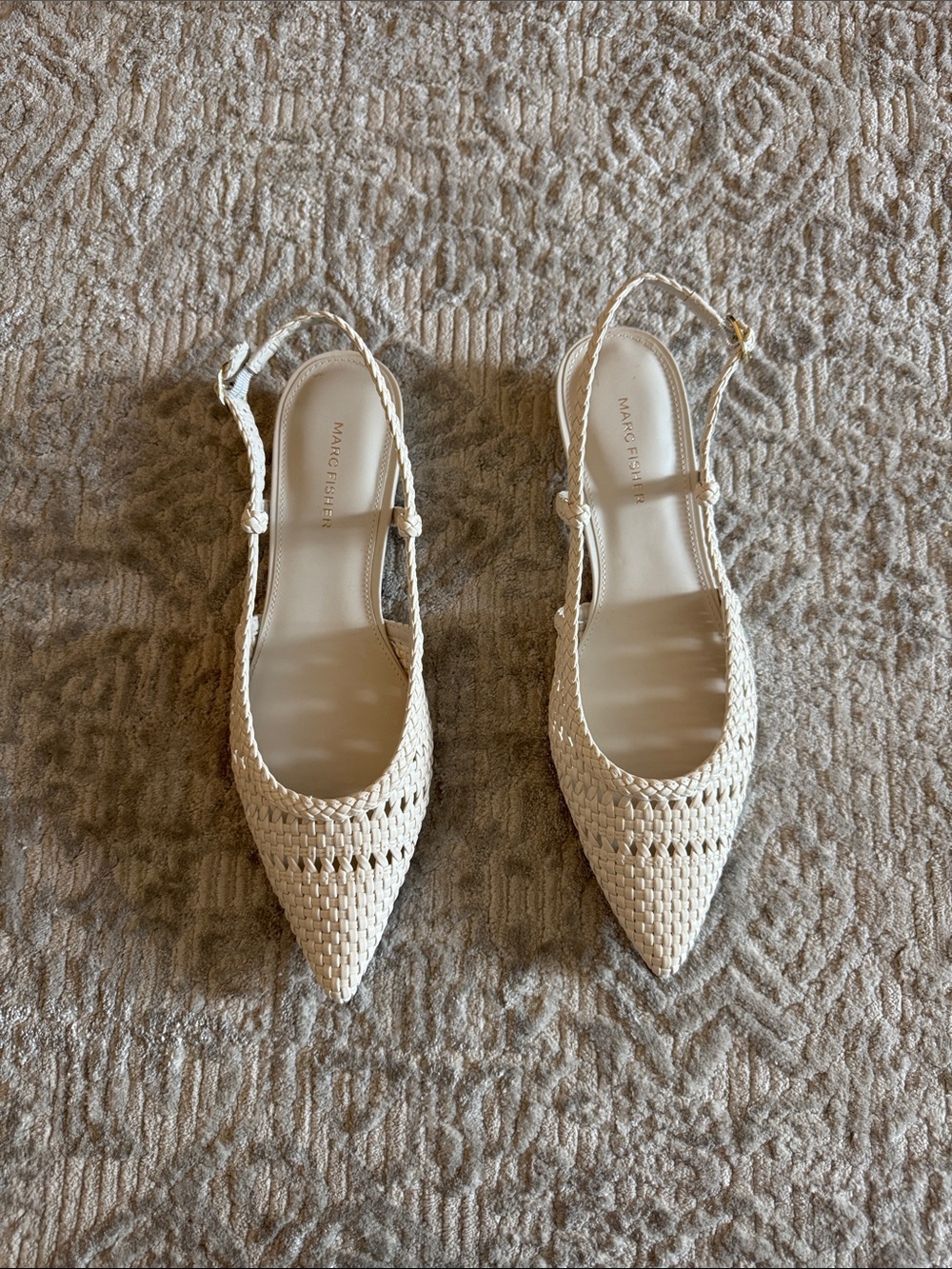 Marc fisher pointy toe flats